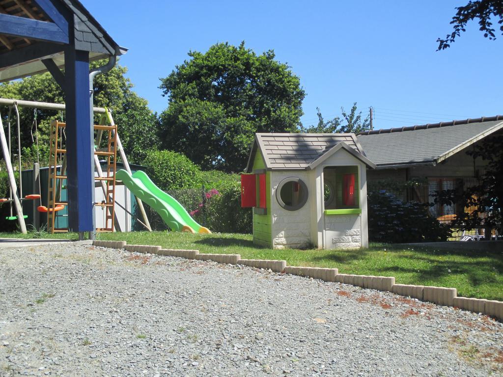 Le Clos Des Fontaines Plouer-sur-Rance Exterior photo